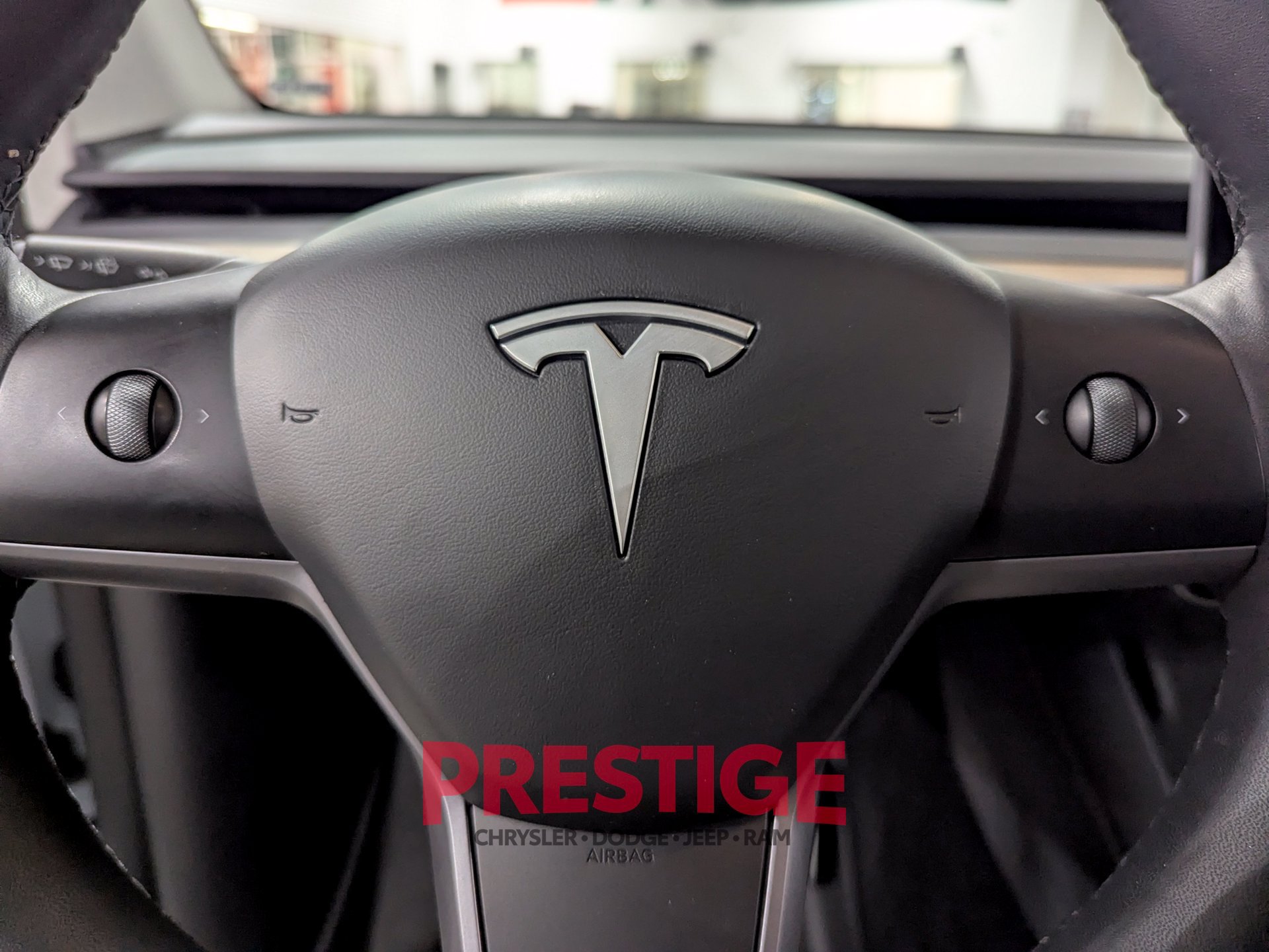 Used 2023 Tesla Model Y Performance AWD/4WD image 16