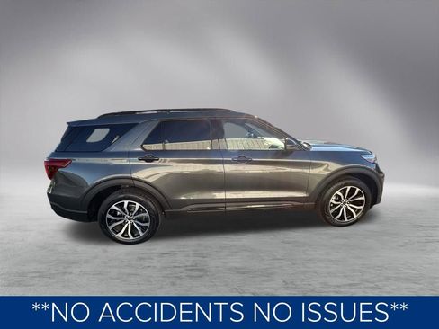 Used 2020 Ford Explorer ST w/ Premium Technology Package image 3