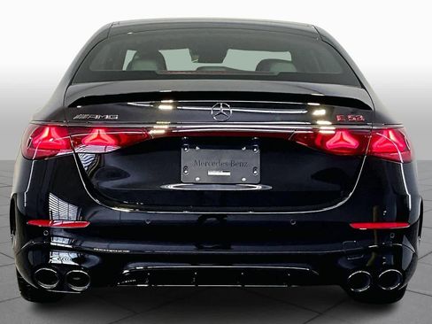 New 2026 Mercedes-Benz E 53 AMG e 4MATIC Sedan image 4