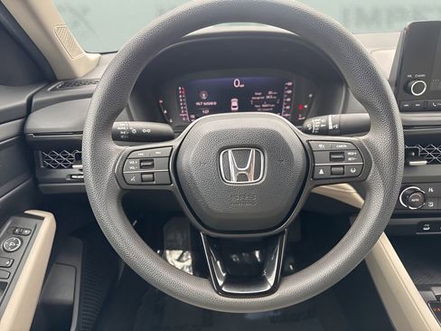 Used 2025 Honda Accord SE image 14