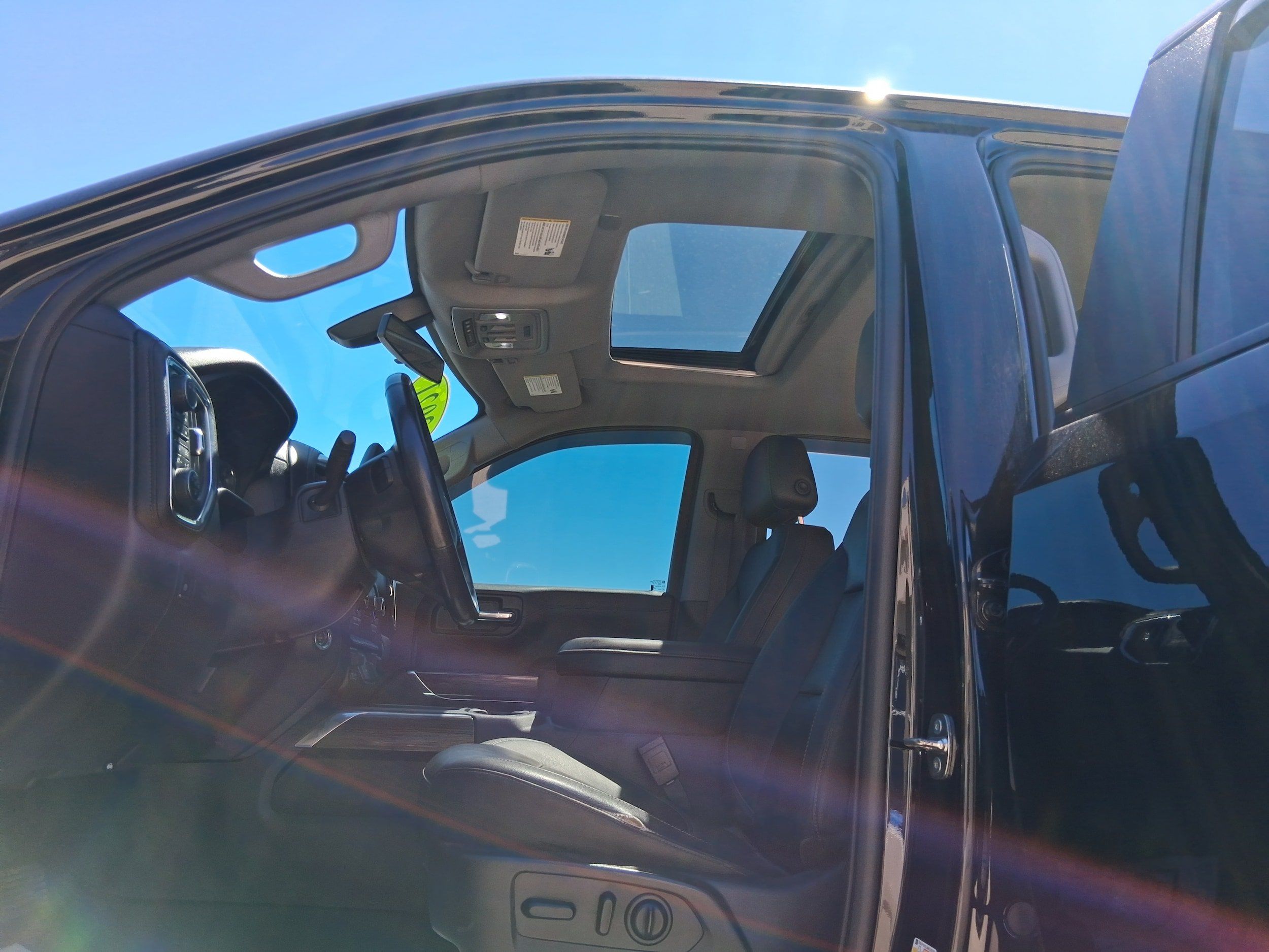 Used 2021 Chevrolet Silverado 1500 LT Trail Boss w/ Convenience Package II AWD/4WD image 13