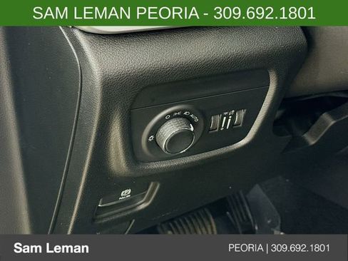 New 2025 Jeep Grand Cherokee Laredo image 10