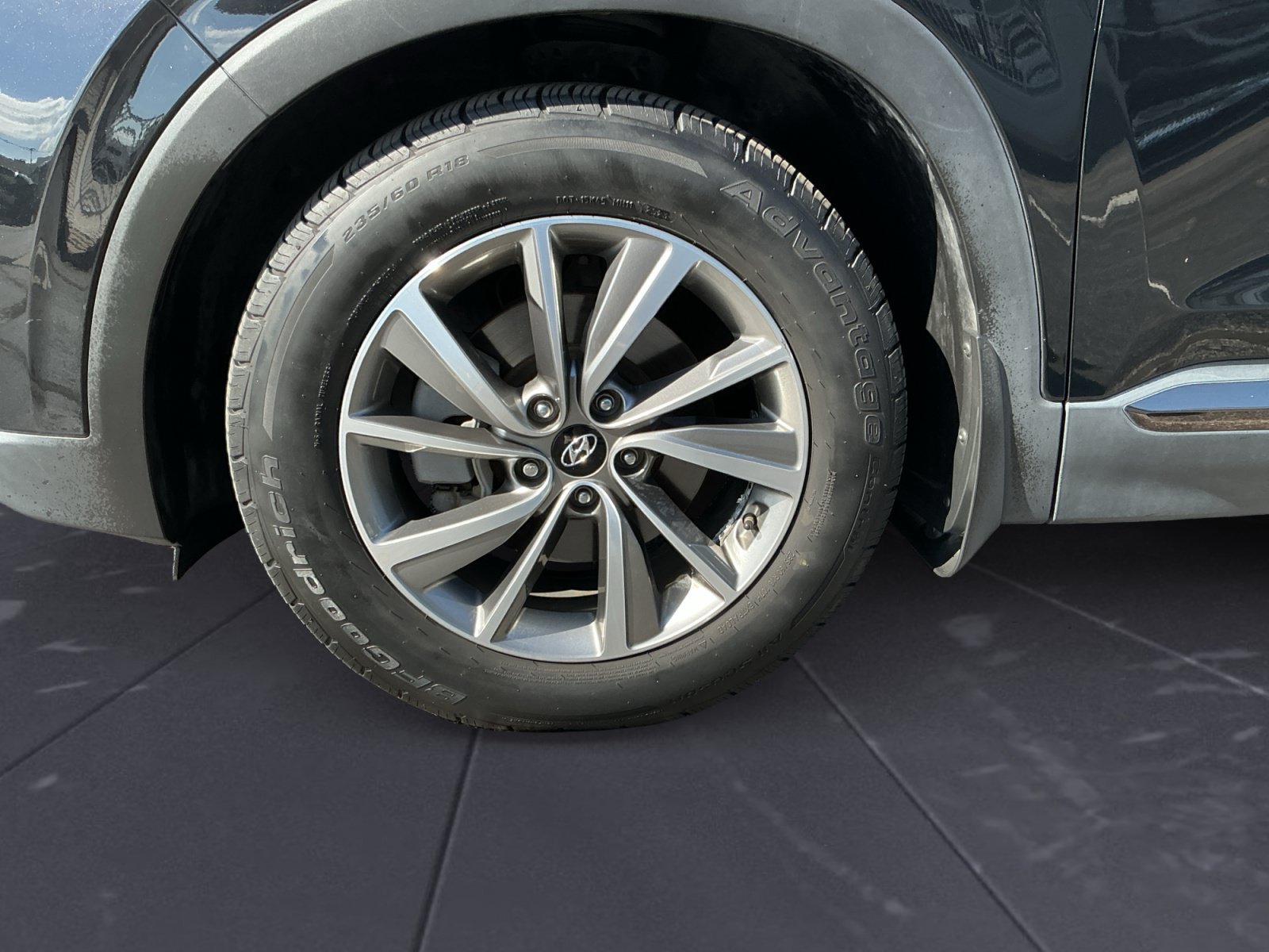 Used 2020 Hyundai Santa Fe Limited FWD image 14