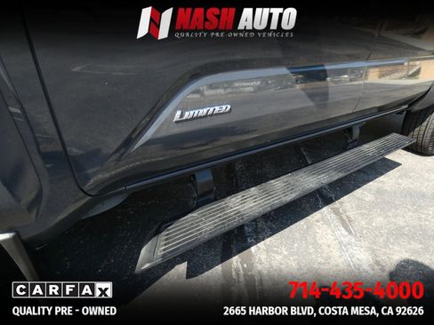 Used 2025 Toyota Tacoma Limited AWD/4WD image 27