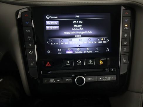 Used 2023 INFINITI QX50 Luxe AWD/4WD image 49