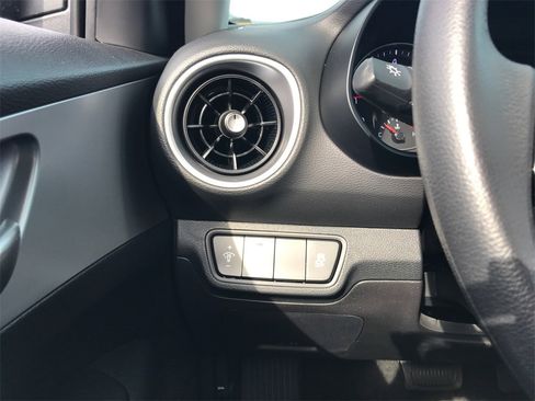 New 2024 Kia Forte LXS w/ LXS Technology Package image 15