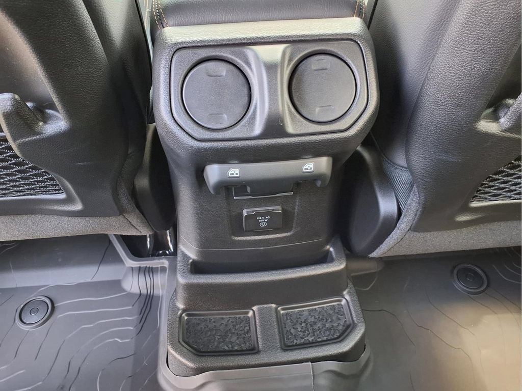 New 2026 Jeep Wrangler Unlimited Sahara AWD/4WD image 14