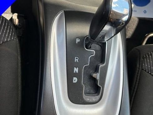 Used 2020 Dodge Journey SE w/ SE Popular Equipment Group FWD image 21
