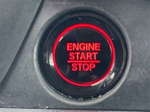 Certified 2024 Honda Pilot Touring image 21