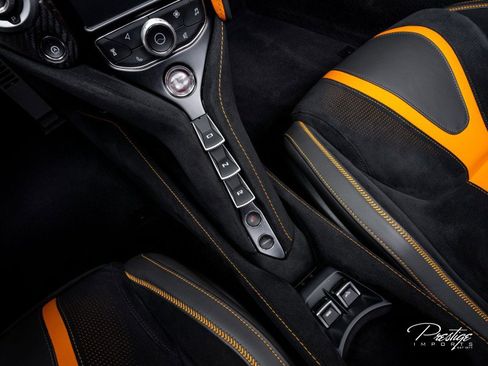Used 2023 McLaren 720S Luxury RWD image 46