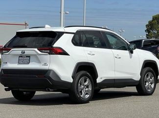 Certified 2022 Toyota RAV4 LE AWD/4WD video 2
