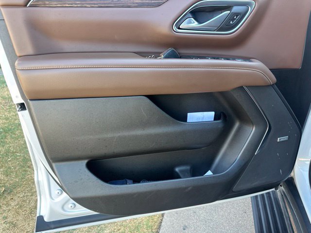 Used 2022 Chevrolet Tahoe High Country AWD/4WD image 14