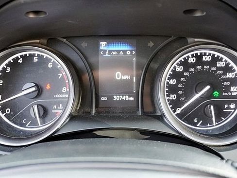 Used 2023 Toyota Camry SE image 29