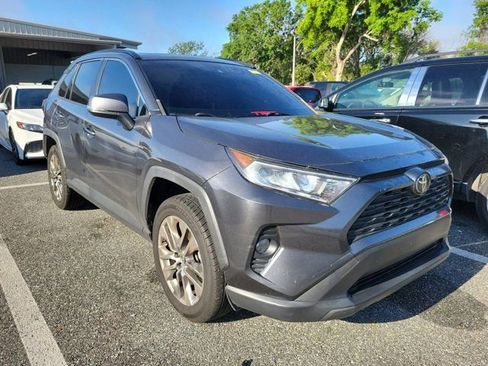 Used 2019 Toyota RAV4 XLE Premium image 2