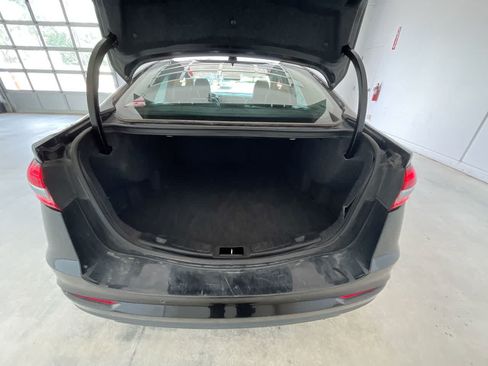 Used 2020 Ford Fusion Titanium AWD/4WD image 24