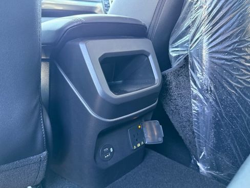 New 2026 Ford Ranger Lariat w/ Black Appearance Package AWD/4WD image 13