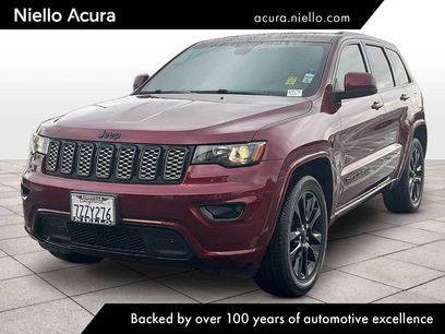 Used 2017 Jeep Grand Cherokee Altitude