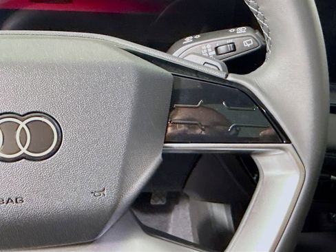 Used 2025 Audi Q6 e-tron Premium image 14