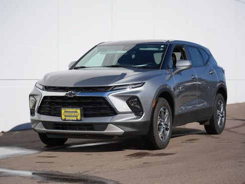 Used 2023 Chevrolet Blazer LT AWD/4WD image 7