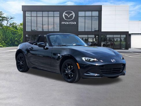 New 2026 MAZDA MX-5 Miata Sport RWD image 3