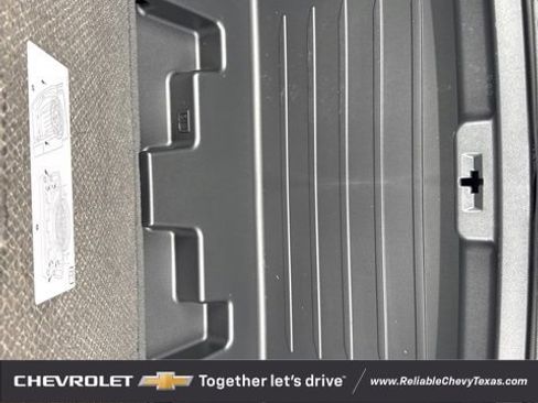 Used 2025 Buick Enclave Preferred image 12