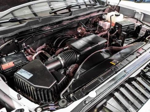 Used 2021 Chevrolet Silverado 2500 Custom w/ Custom Value Package image 47