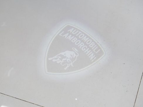Used 2023 Lamborghini Urus S AWD/4WD image 45