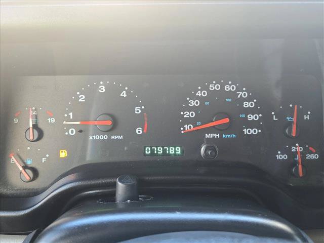 Used 2004 Jeep Wrangler Sahara AWD/4WD image 11