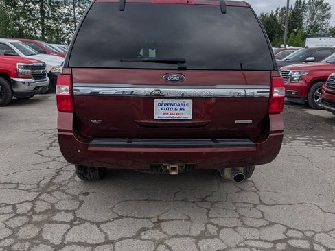 Used 2017 Ford Expedition XLT AWD/4WD image 4