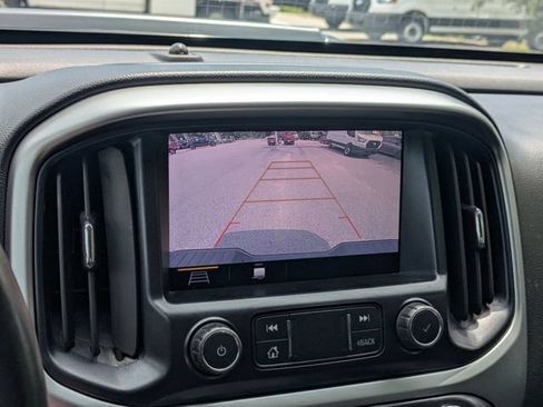Used 2021 Chevrolet Colorado ZR2 AWD/4WD image 23
