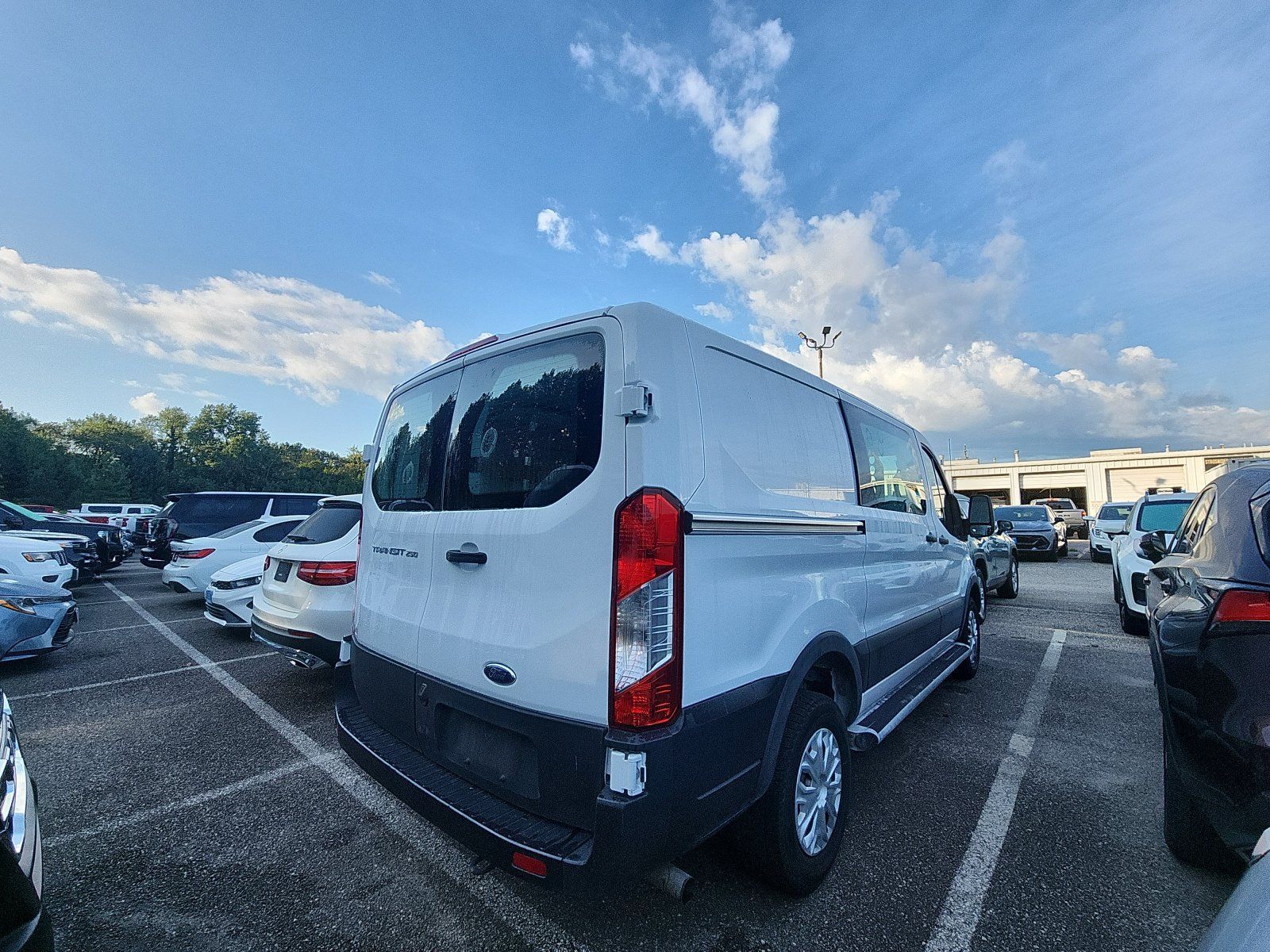 Used 2025 Ford Transit 250 Low Roof w/ Exterior Upgrade Package RWD image 5
