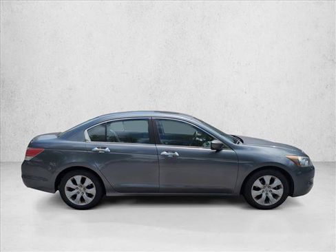 Used 2010 Honda Accord EX-L image 4