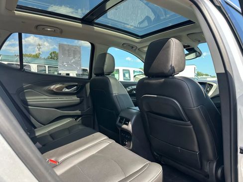 Used 2020 GMC Terrain Denali w/ Denali Premium Package image 15