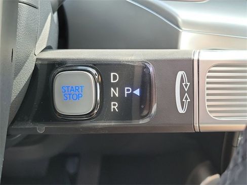 New 2026 Hyundai Ioniq 9 SEL image 8