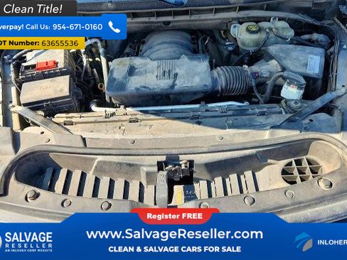 Used 2021 Chevrolet Suburban LT RWD image 16