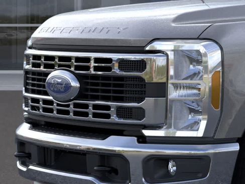 New 2026 Ford F350 XLT RWD image 17