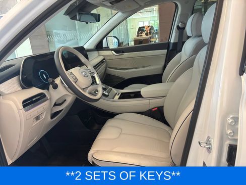 Used 2025 Hyundai Palisade Calligraphy AWD/4WD image 13