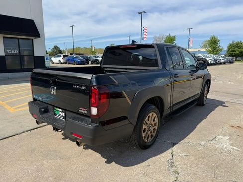 Used 2021 Honda Ridgeline Sport image 14