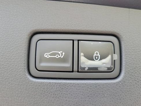 Certified 2026 Genesis GV70 2.5T AWD/4WD image 7