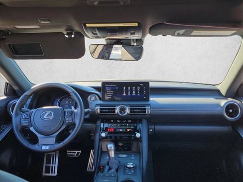 Used 2022 Lexus IS 500 image 17