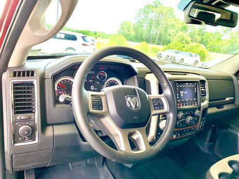 Used 2018 RAM 1500 Laramie w/ Convenience Group AWD/4WD image 16