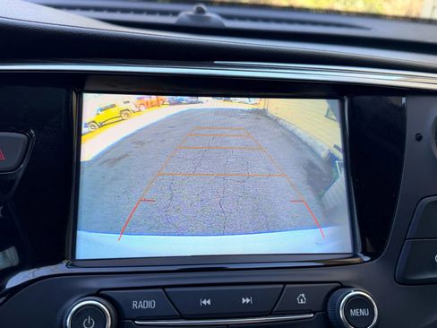 Used 2019 Buick Envision Essence image 9
