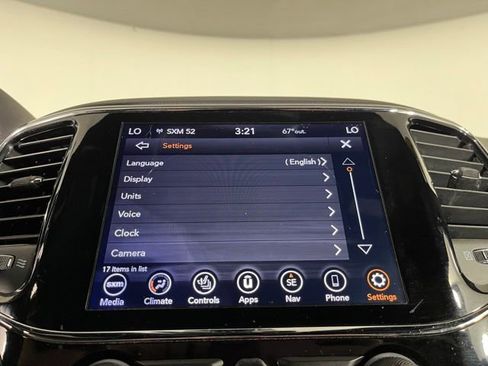 Used 2019 Jeep Grand Cherokee Altitude AWD/4WD image 31