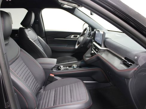 New 2026 Ford Explorer ST-Line image 28