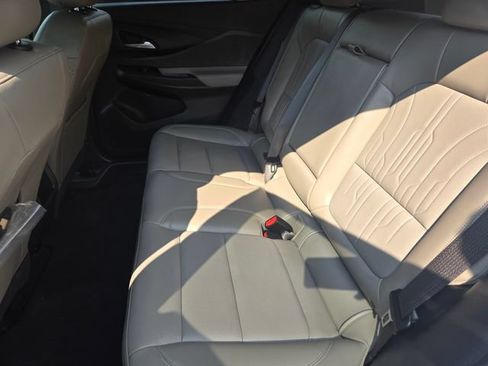 Used 2024 Buick Envista Avenir FWD image 10