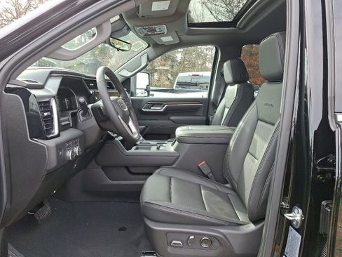New 2026 GMC Sierra 2500 Denali w/ Denali Reserve Package image 6