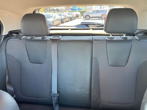 Used 2021 Buick Encore GX Preferred image 38