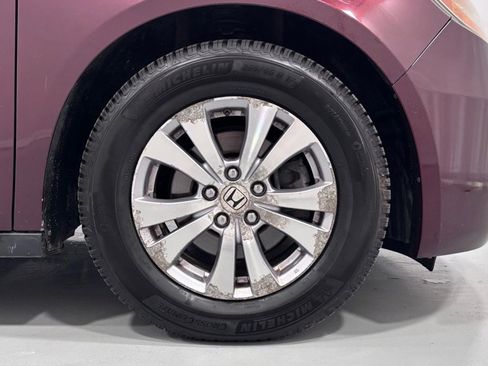 Used 2014 Honda Odyssey EX image 32