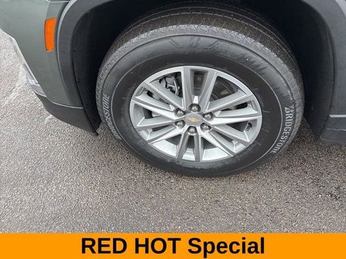 Used 2022 Chevrolet Traverse LT w/ LPO, Floor Liner Package AWD/4WD image 48