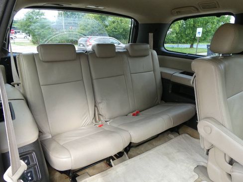Used 2008 Toyota Sequoia Limited AWD/4WD image 33